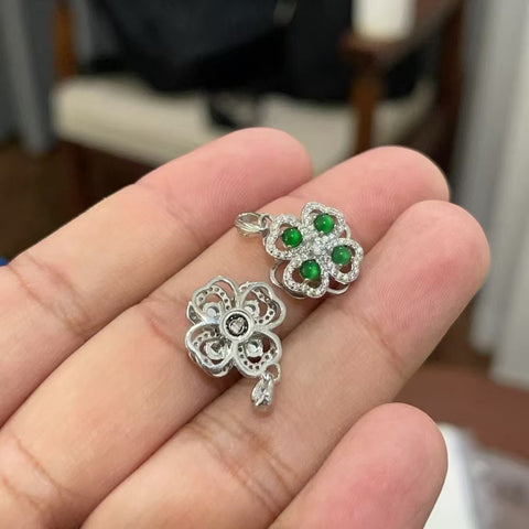 Set Kalung Semanggi Empat Daun Jadeite Alami dari perak 925, gaya yang indah, tekstur halus dan hangat, sudah termasuk pajak pengiriman.