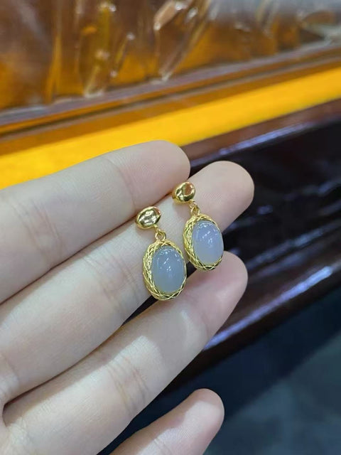 Anting-anting Giok Hetian Jade Smokey Ungu Alami yang terbuat dari perak 925 Ukuran 9 * 7mm Giok halus dan hangat, gaya yang indah sudah termasuk pajak pengiriman.