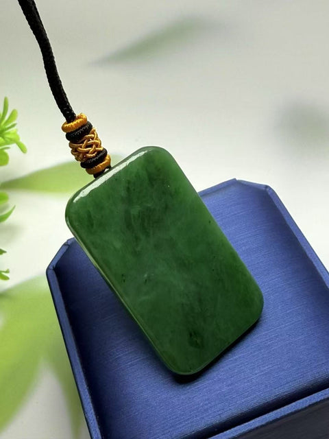 Liontin Jasper Alami & nbsp; Ukuran 50 * 30 * 6.5mm; Gaya yang indah; Kualitas batu giok yang bagus; Sudah termasuk pajak pengiriman.