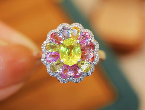Cincin Batu Permata Berat batu: 2.55ct (1.05+1.5) ct Berat total: 3.60g Berlian: 0.126ct/42pcs Bezel: 14 ukuran emas putih 18K Emas Asli Berlian Asli 💎 Sudah termasuk ongkos kirim dan pajak!