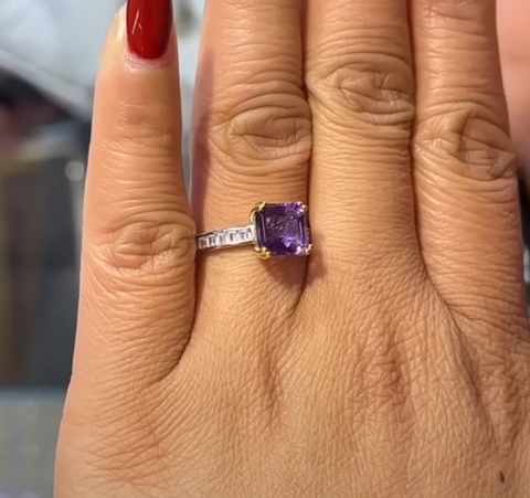 Cincin kecubung dengan pengaturan perak S925 Ukuran batu mentah 8 * 8mm Gaya sudah termasuk ongkos kirim dan pajak