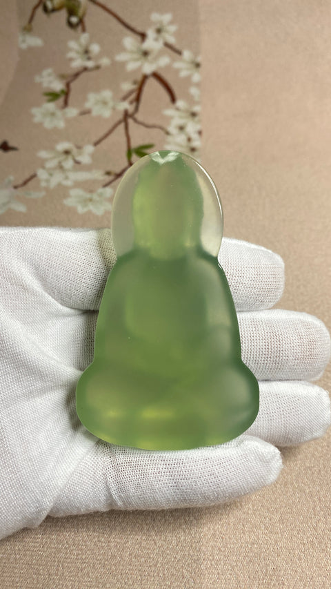 Guanyin: Liontin giok halus berwarna hijau es, Guanyin adalah Dewi Belas Kasih, ukuran: 73✖️45mm Sudah termasuk pajak pengiriman.