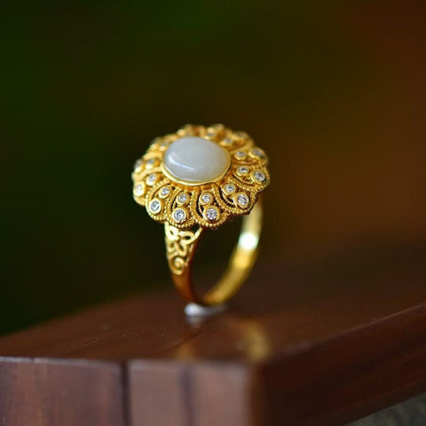 925 Perak dengan Hetian Jade (7 * 9) Cincin Lolong Kerawang Permukaan Telur (Emas) Pengerjaan halus, gaya sederhana sudah termasuk pajak pengiriman