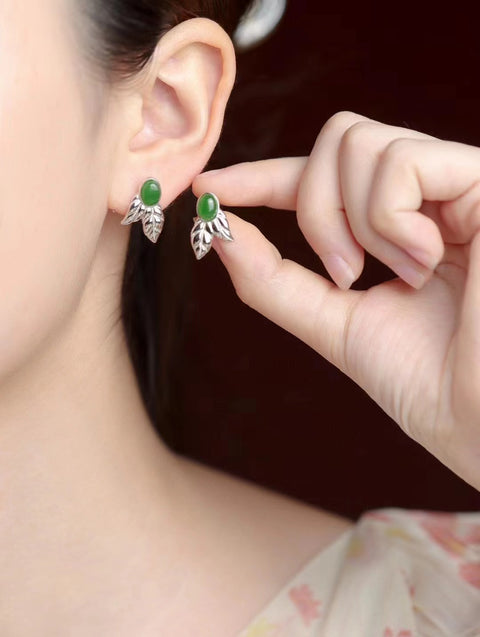 Anting Pejantan Daun Jasper Alami 925 Giok Tatahan Perak bersih, halus dan hangat Gaya Desain Unik Desain Unik Sudah termasuk pajak pengiriman
