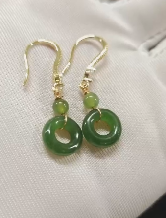 Anting Gesper Perdamaian Jasper Alami Berlapis Emas 14k Ukuran 10mm Giok bersih, halus dan hangat Sudah termasuk pajak pengiriman.