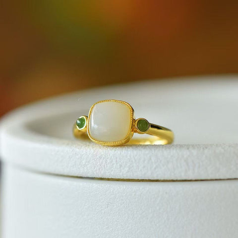 Batu Giok Hetian Alami Set Gula Persegi Kecil Cincin 9525-2 Kalung 0052-2 Anting 7776-2 Gelang 8257-2 Batu giok halus dan hangat dengan pengaturan perak 925 sudah termasuk pajak pengiriman.
