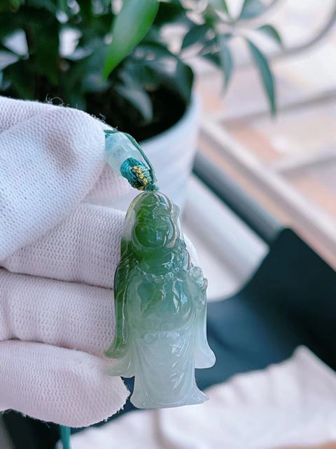 Batu giok alami liontin Buddha yang mudah Ukuran 45.8 * 23.6 * 12.1mm Tekstur halus dan warna yang hangat Sangat cantik dan indah Sudah termasuk pajak pengiriman.
