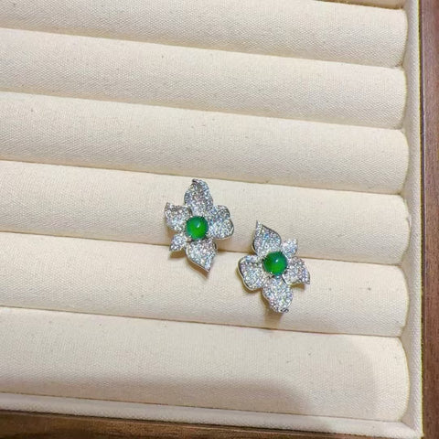 Anting Kelopak Batu Giok Alami 925 Perak Pengaturan Ukuran 5mm Batu giok bersih dan halus termasuk ongkos kirim dan pajak.