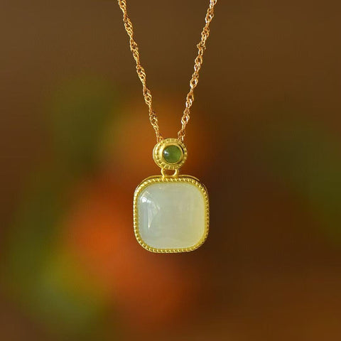 Batu Giok Hetian Alami Set Gula Persegi Kecil Cincin 9525-2 Kalung 0052-2 Anting 7776-2 Gelang 8257-2 Batu giok halus dan hangat dengan pengaturan perak 925 sudah termasuk pajak pengiriman.