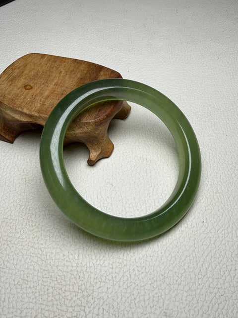 Gelang hijau danau giok Xiuyan alami 🍀🍀 warna bagus dan penuh air, ukuran: sekitar: 61,7×11,8×10,8㎜, semua barang giok dibuat secara alami dengan pola acak, termasuk pengiriman dan pajak
