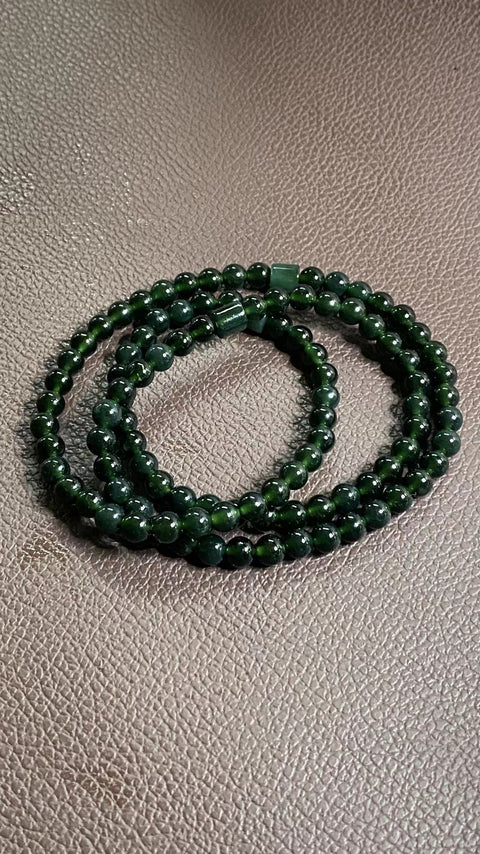 Tasbih Giok Xiuyan 99 butir hijau penuh yang sangat indah, warna hijau, kepala air penuh, spesifikasi: 7mm, termasuk pajak pengiriman