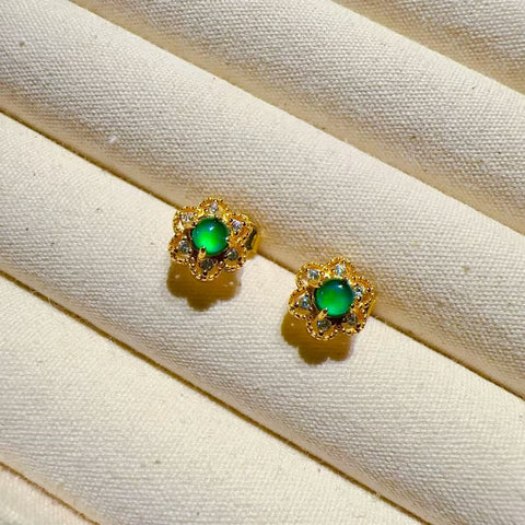 Anting Bunga Jadeite Alami 925 Perak Pengaturan Jade halus dan hangat, gaya yang indah, sudah termasuk pajak pengiriman.