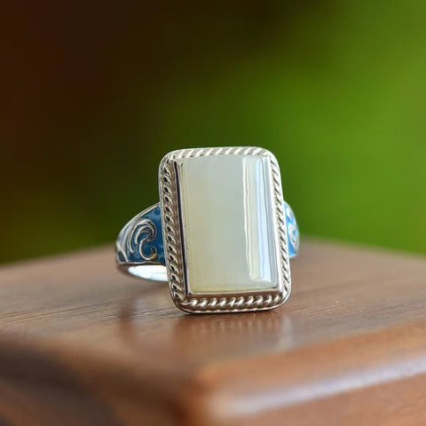 1037 Cincin Enamel Giok Hetian Alami yang terbuat dari perak 925 dengan enamel.