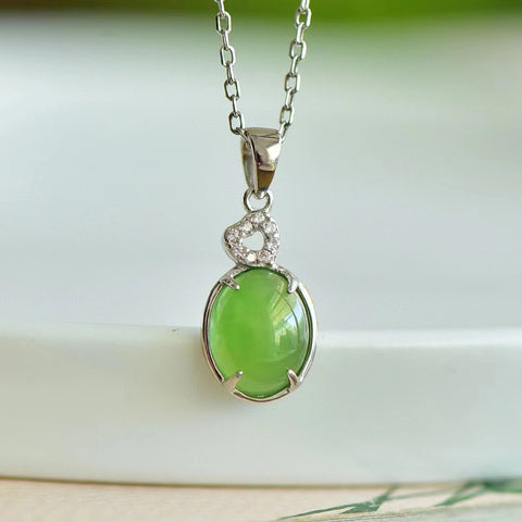 10484 Kalung Jasper Alami yang terbuat dari perak 925, giok yang bersih dan halus, gaya yang sederhana dan elegan, sudah termasuk ongkos kirim dan pajak.