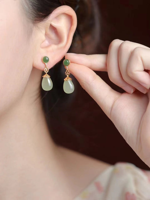 Anting Giok Alami + Anting Tetes Jasper Giok yang bersih, halus dan hangat, terbuat dari 925 perak, sudah termasuk pajak pengiriman.