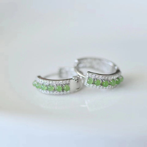 12370 Anting Jasper Alami dari Perak 925 Ukuran 2 * 2mm Giok bersih dan halus Sudah termasuk pajak pengiriman.