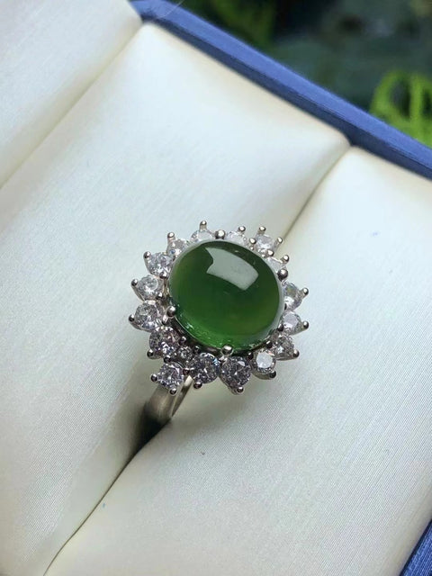 Cincin Giok Alami 180 bahan dalam pengaturan perak 925, giok yang bersih dan halus, termasuk ongkos kirim dan pajak.