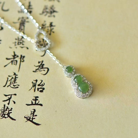 10853-2 Kalung Labu Jasper Alami 925 pengaturan perak Ukuran 5 * 5mm Giok halus dan hangat, gaya yang indah sudah termasuk pajak pengiriman.