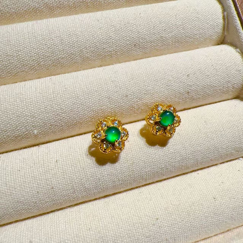 Anting Bunga Jadeite Alami 925 Perak Pengaturan Jade halus dan hangat, gaya yang indah, sudah termasuk pajak pengiriman.
