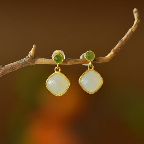 Batu Giok Hetian Alami Set Gula Persegi Kecil Cincin 9525-2 Kalung 0052-2 Anting 7776-2 Gelang 8257-2 Batu giok halus dan hangat dengan pengaturan perak 925 sudah termasuk pajak pengiriman.